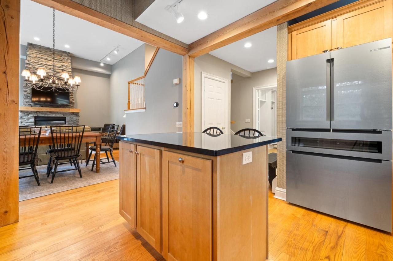Stratton Springs Top Tier End Unit Exterior photo